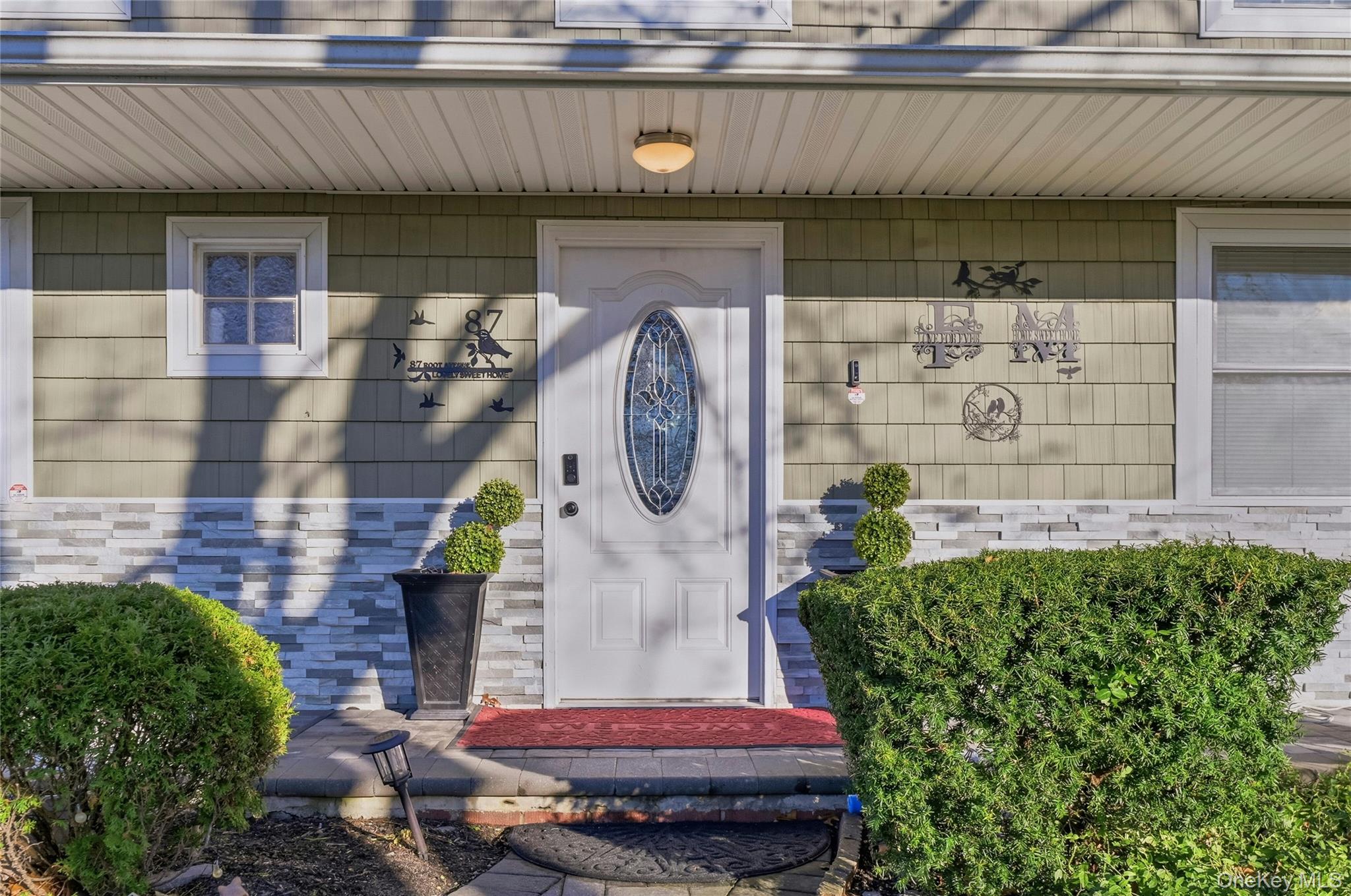 87 Root Avenue, Central Islip, NY 11722