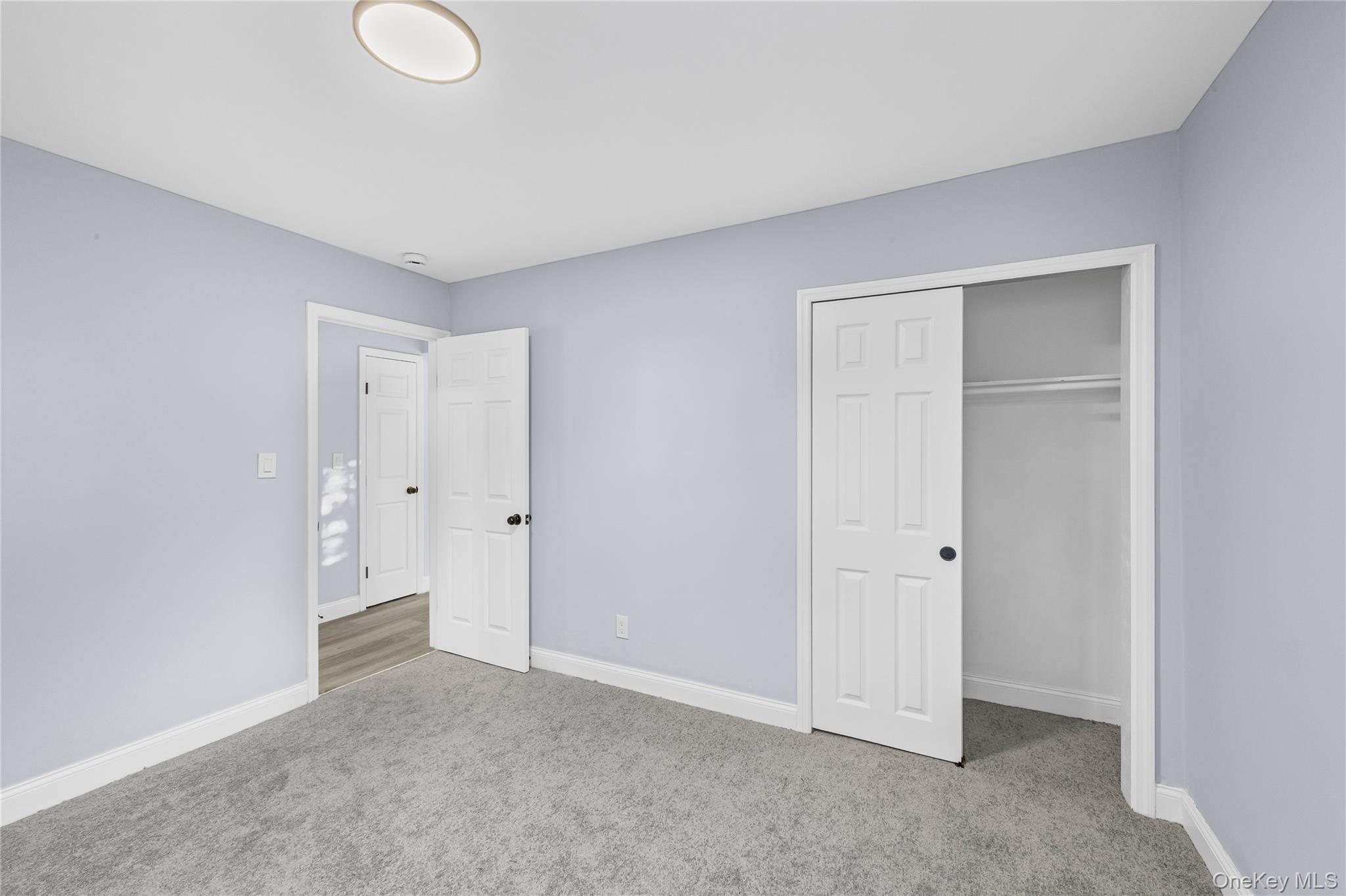 4 Somerset Road N, Amityville, NY 11701