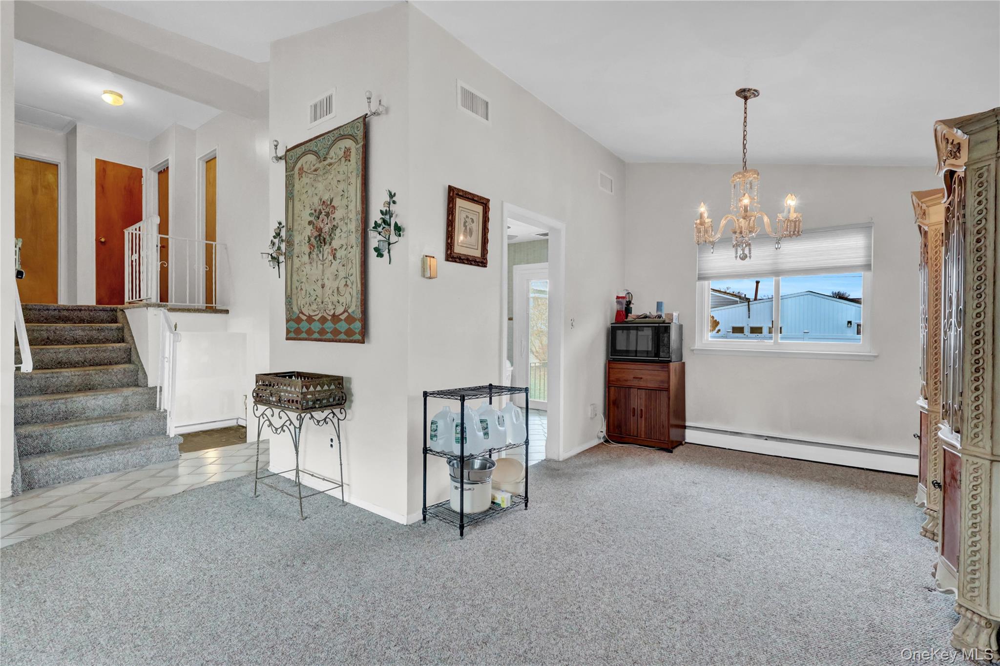 213 W 24th Street, Deer Park, NY 11729