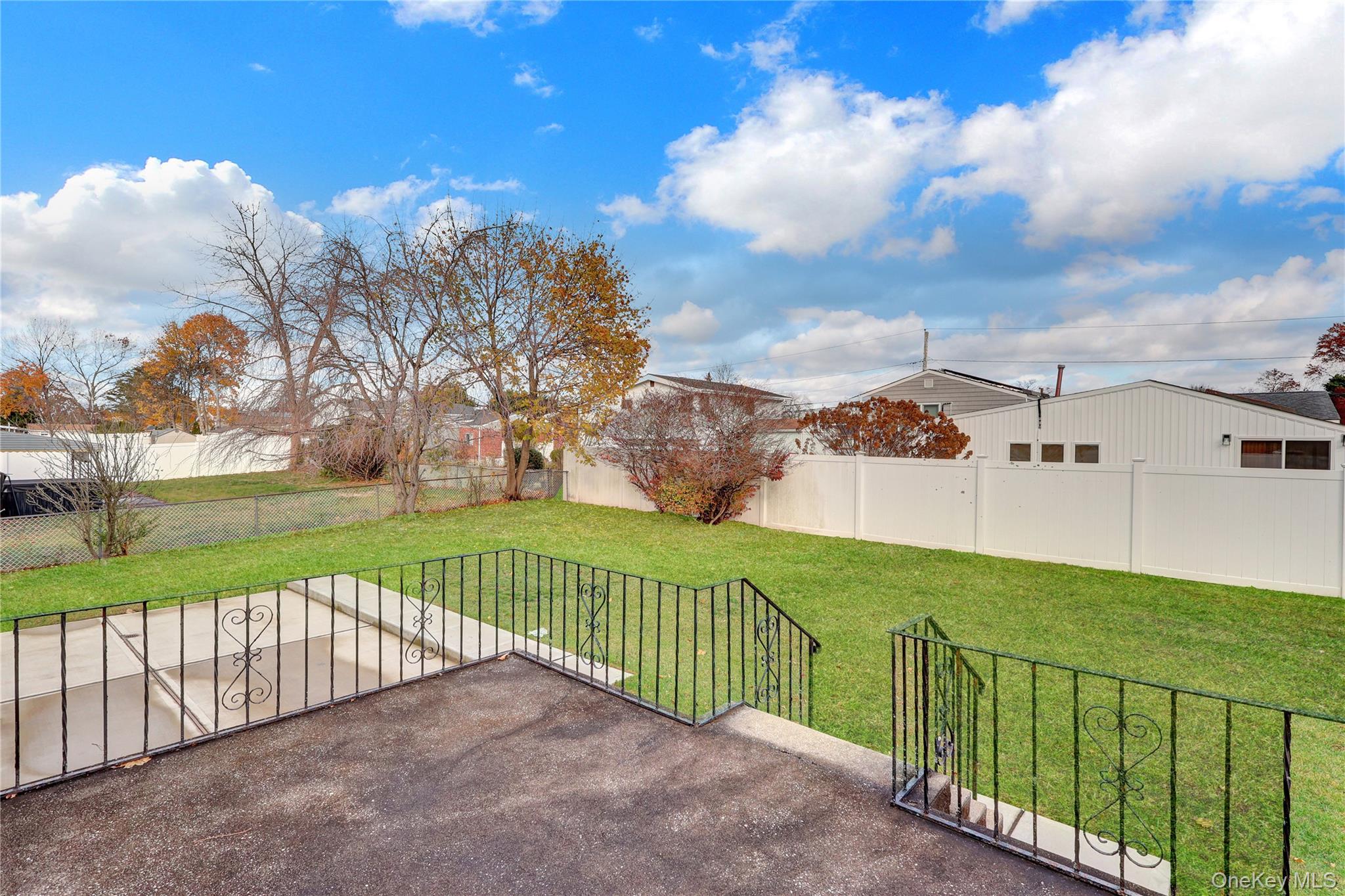 213 W 24th Street, Deer Park, NY 11729