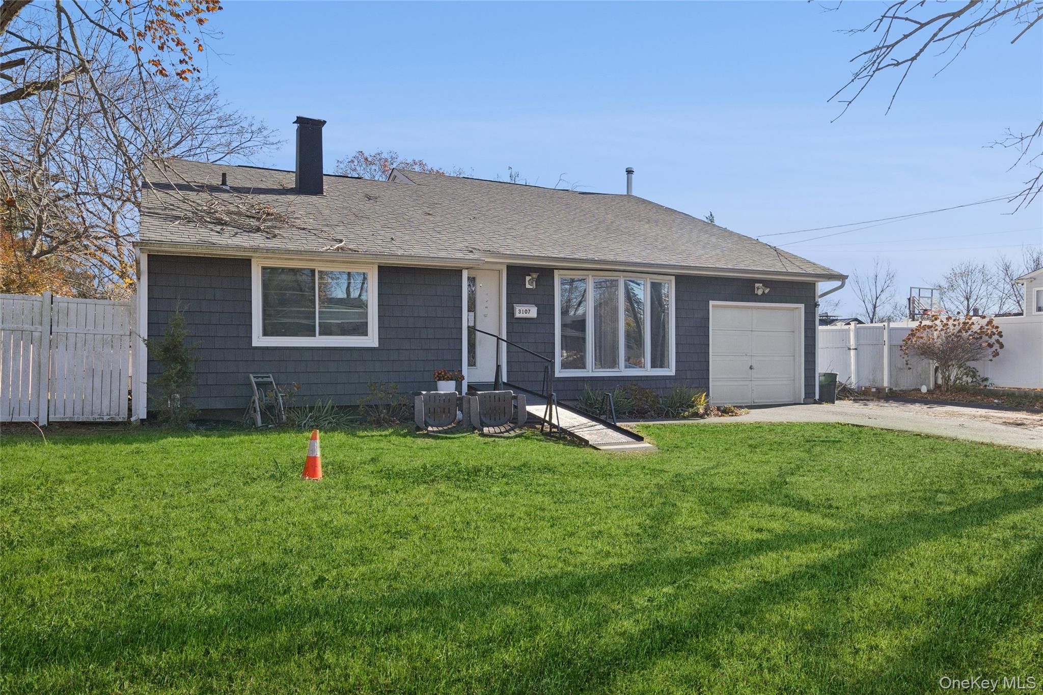 3107 Chestnut Avenue, Medford, NY 11763