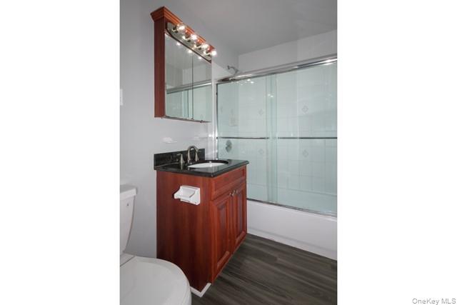 1750 W Main Street # F01, Riverhead, NY 11901