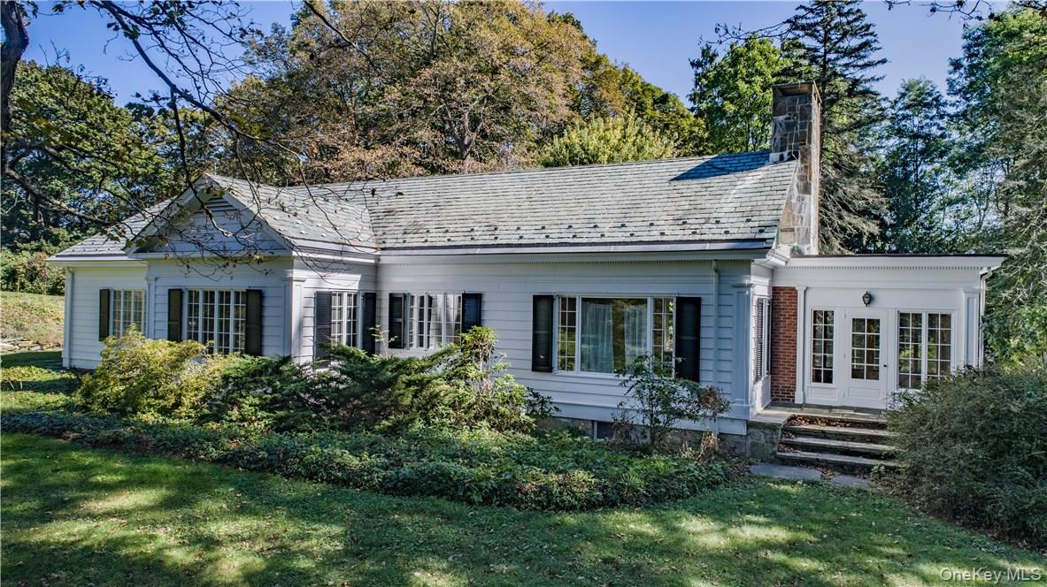 21 Tinker Town Road, Dover Plains, NY 12522