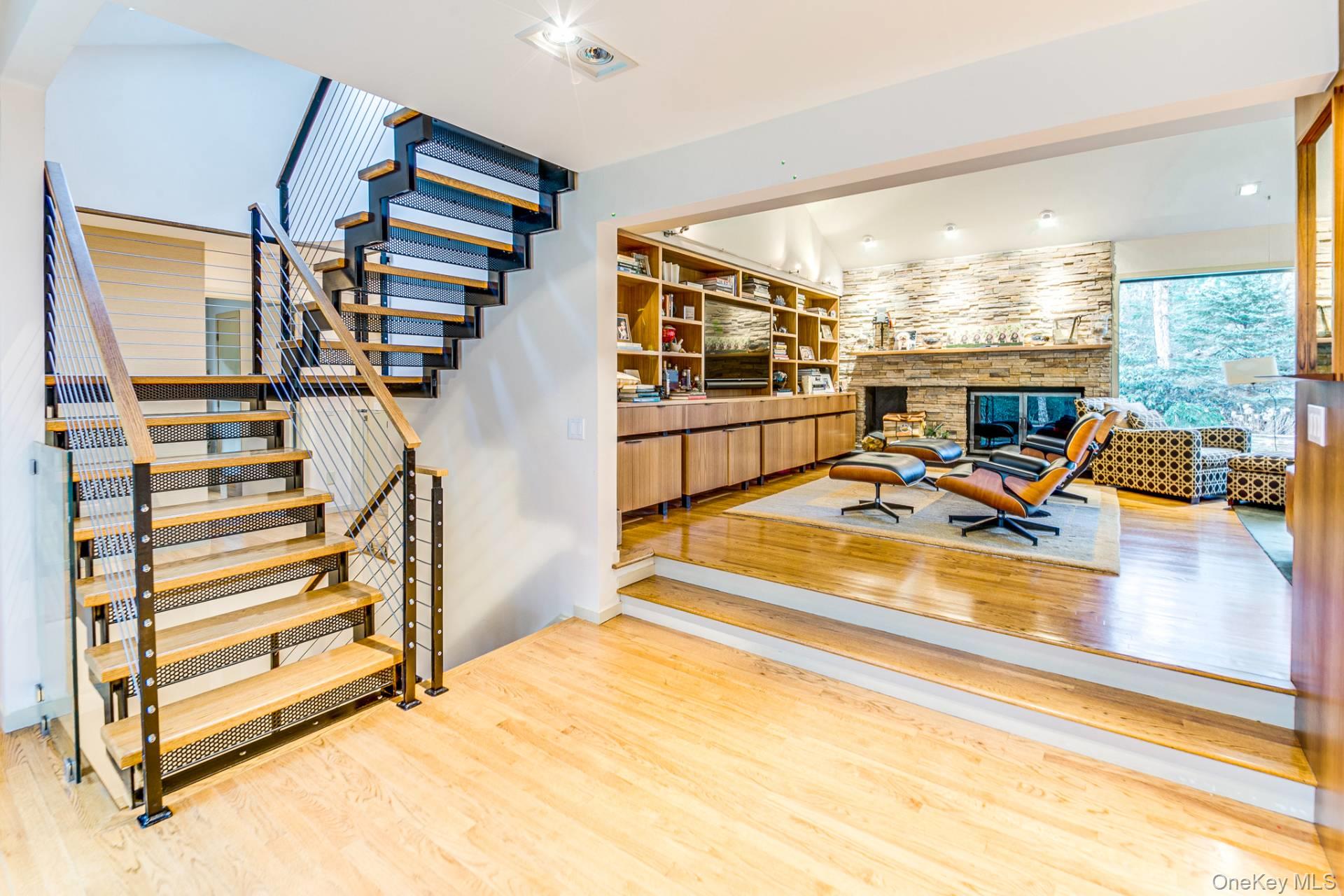 4 Livery Lane, East Hampton, NY 11937