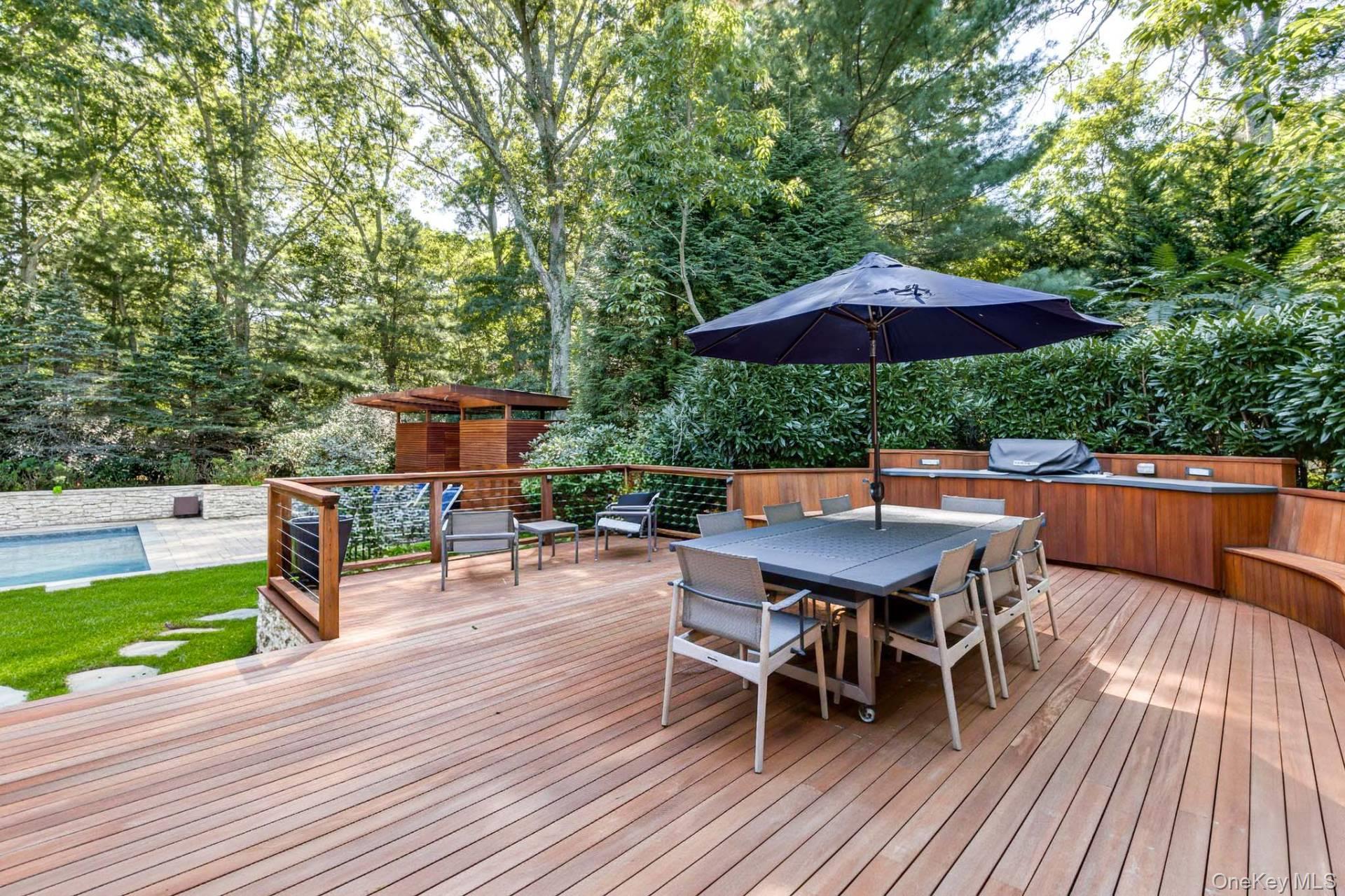 4 Livery Lane, East Hampton, NY 11937