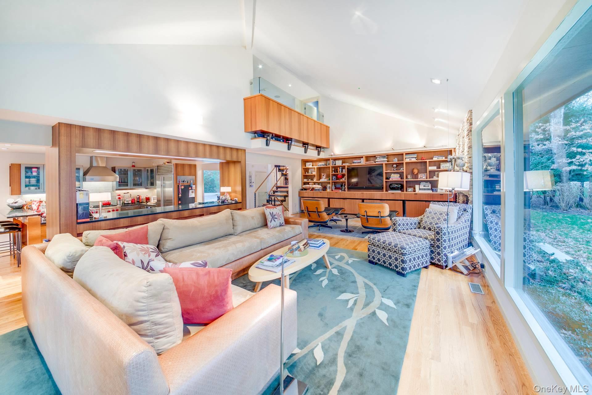 4 Livery Lane, East Hampton, NY 11937