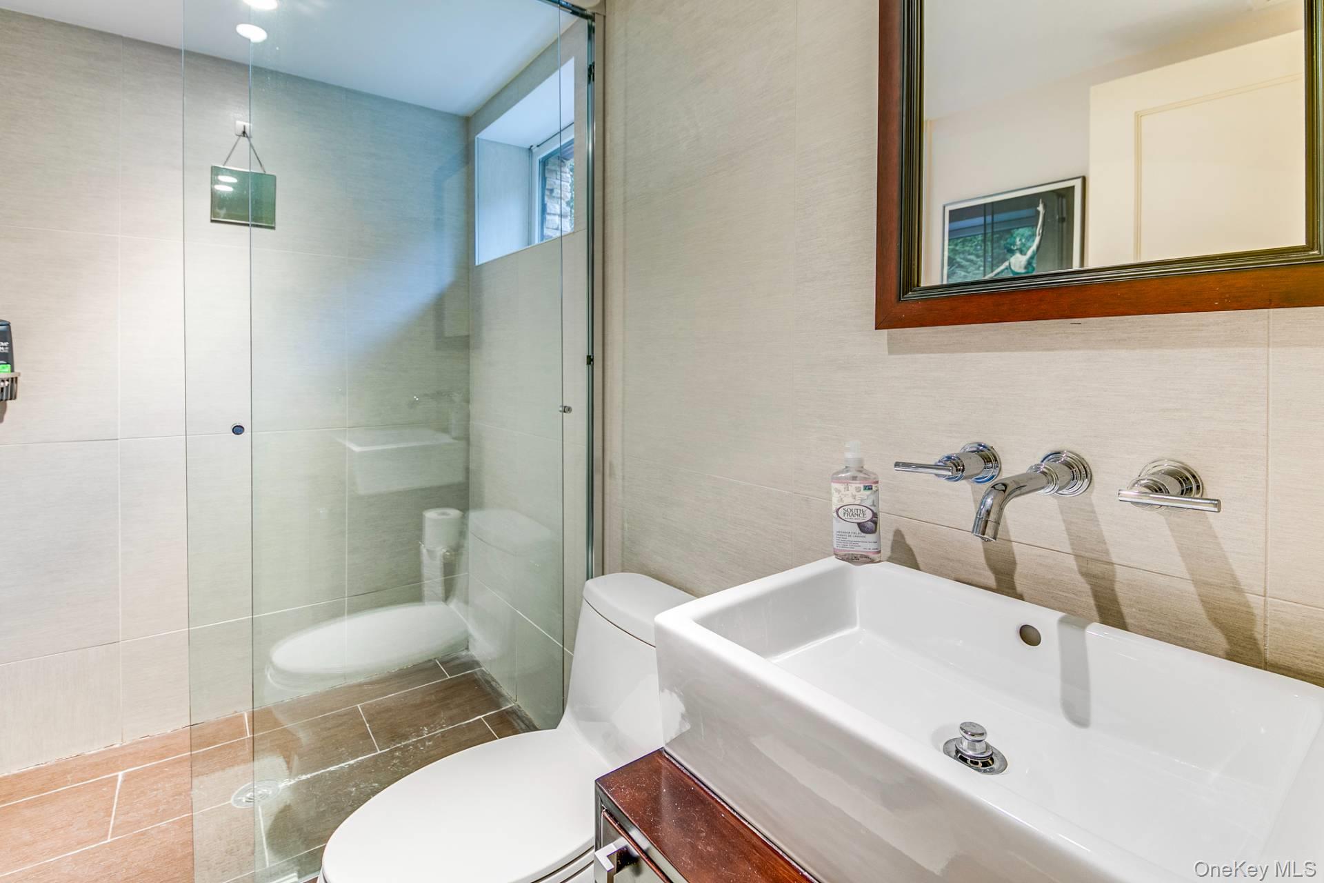 4 Livery Lane, East Hampton, NY 11937