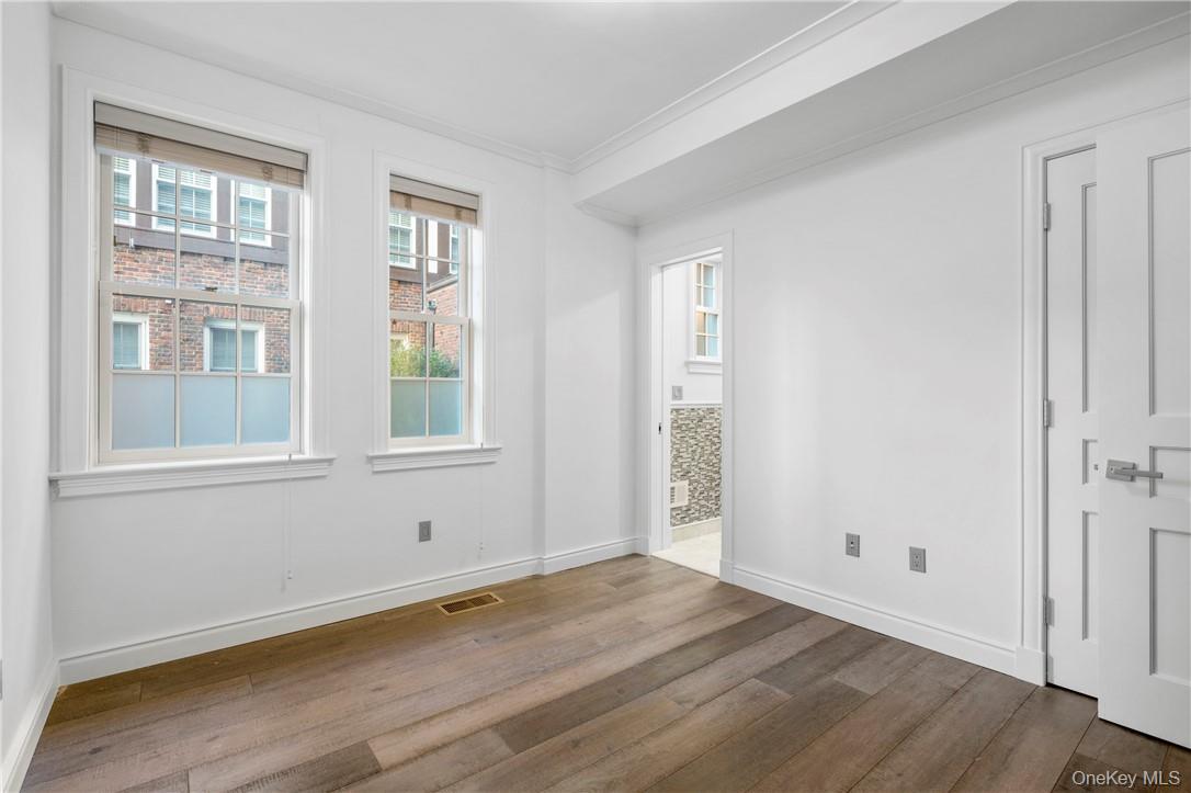 26 East Parkway # 1, Scarsdale, NY 10583