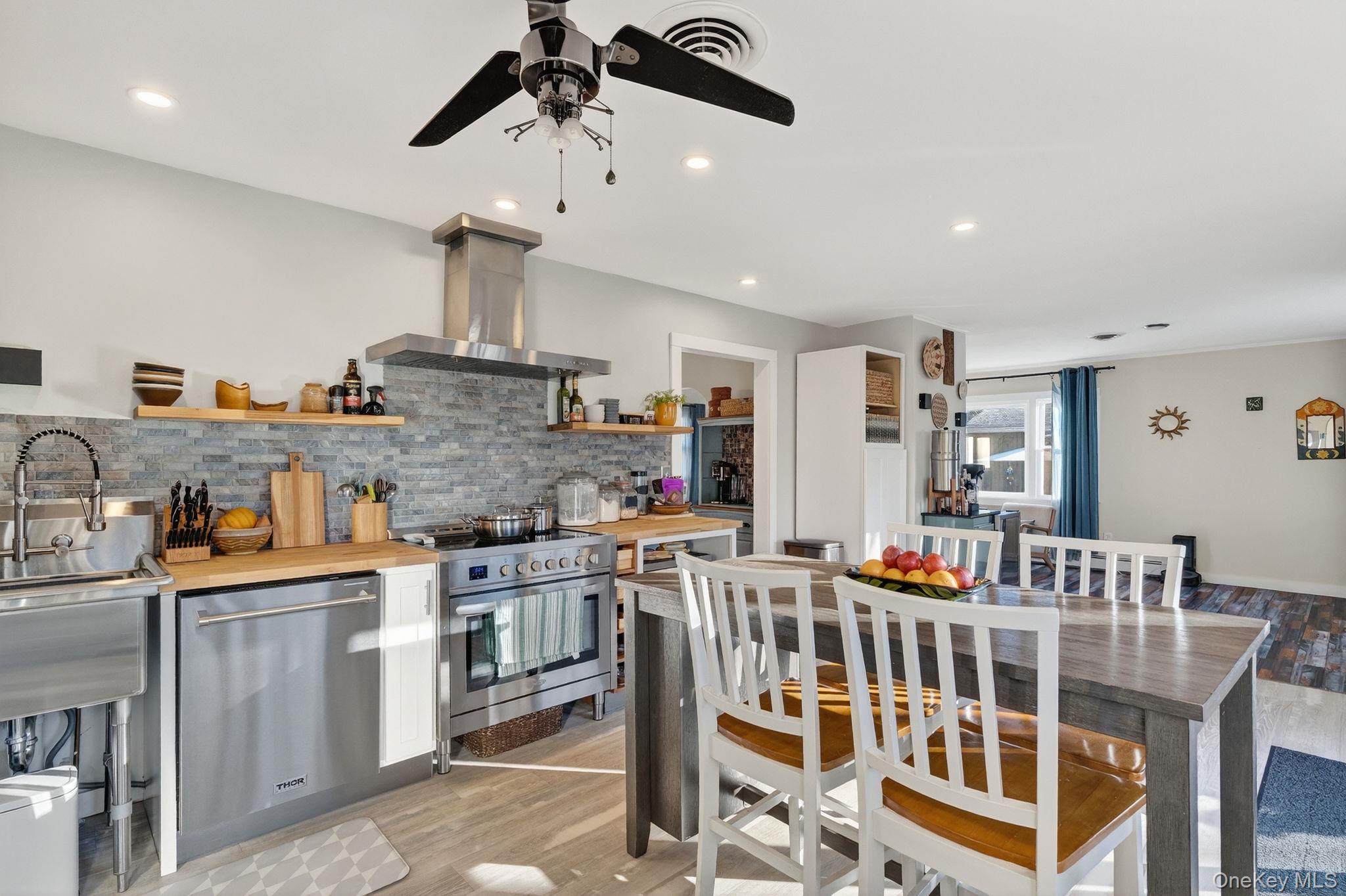 15 Closs Drive, Rhinebeck, NY 12572