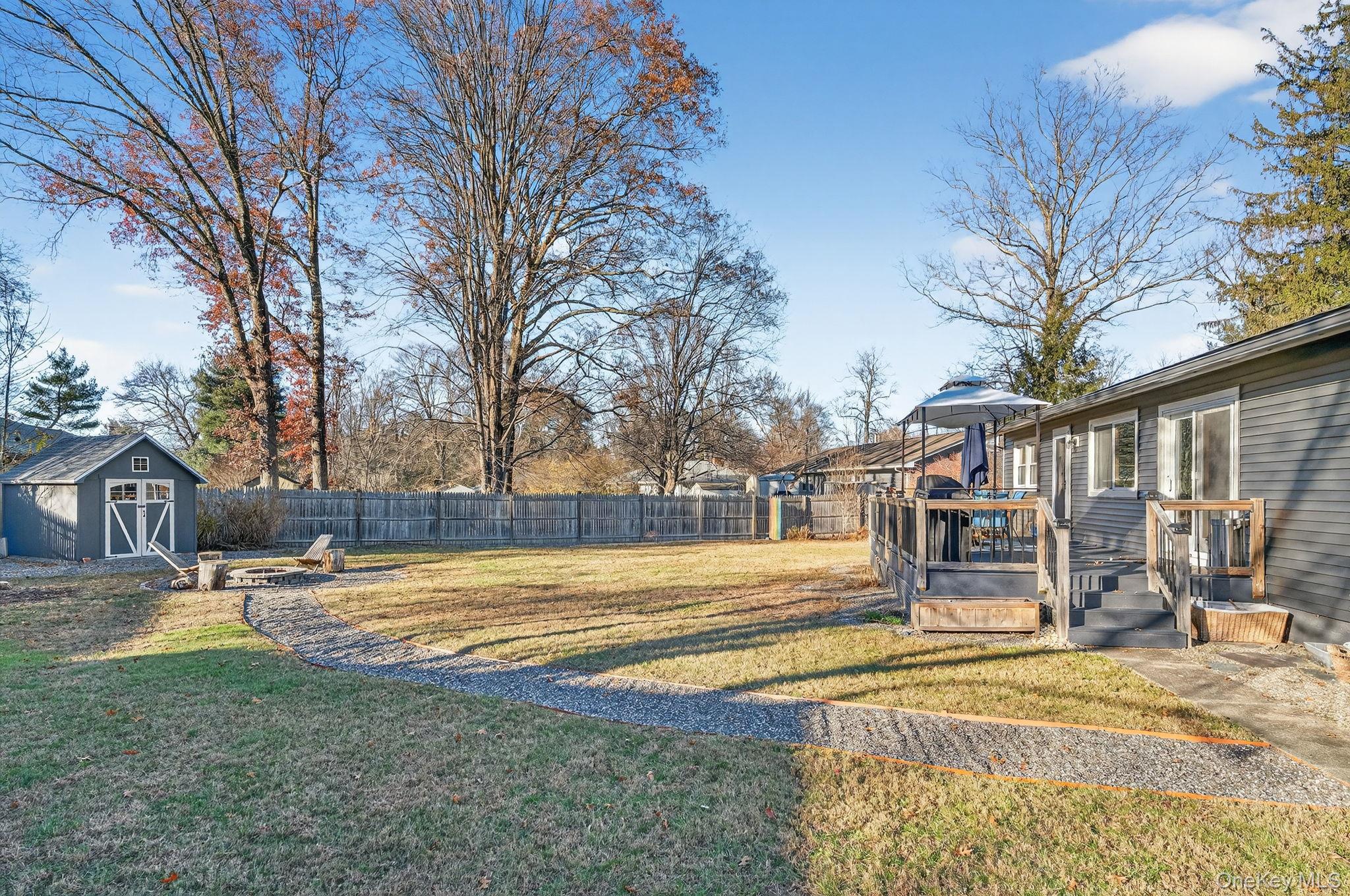 15 Closs Drive, Rhinebeck, NY 12572