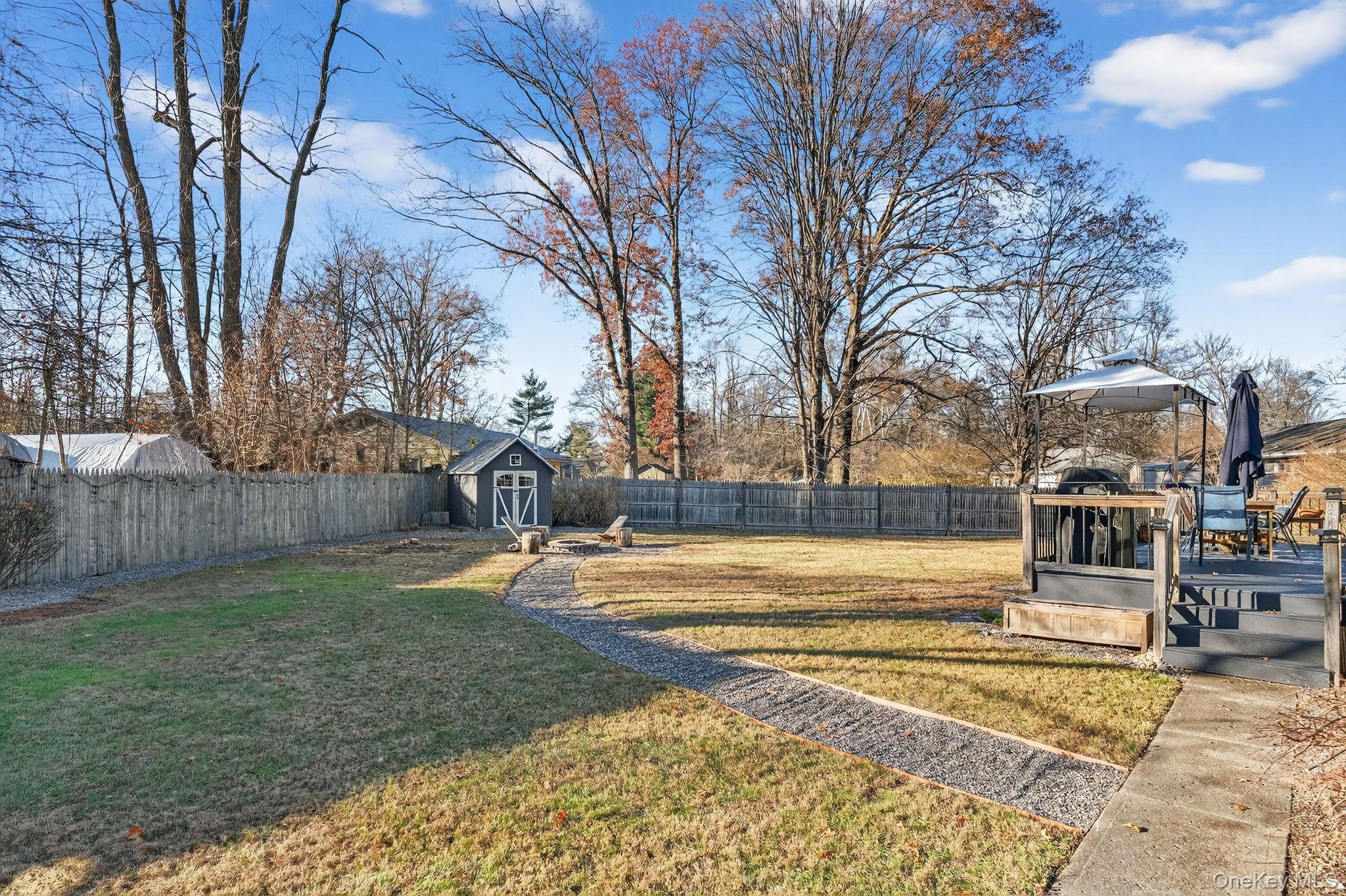 15 Closs Drive, Rhinebeck, NY 12572