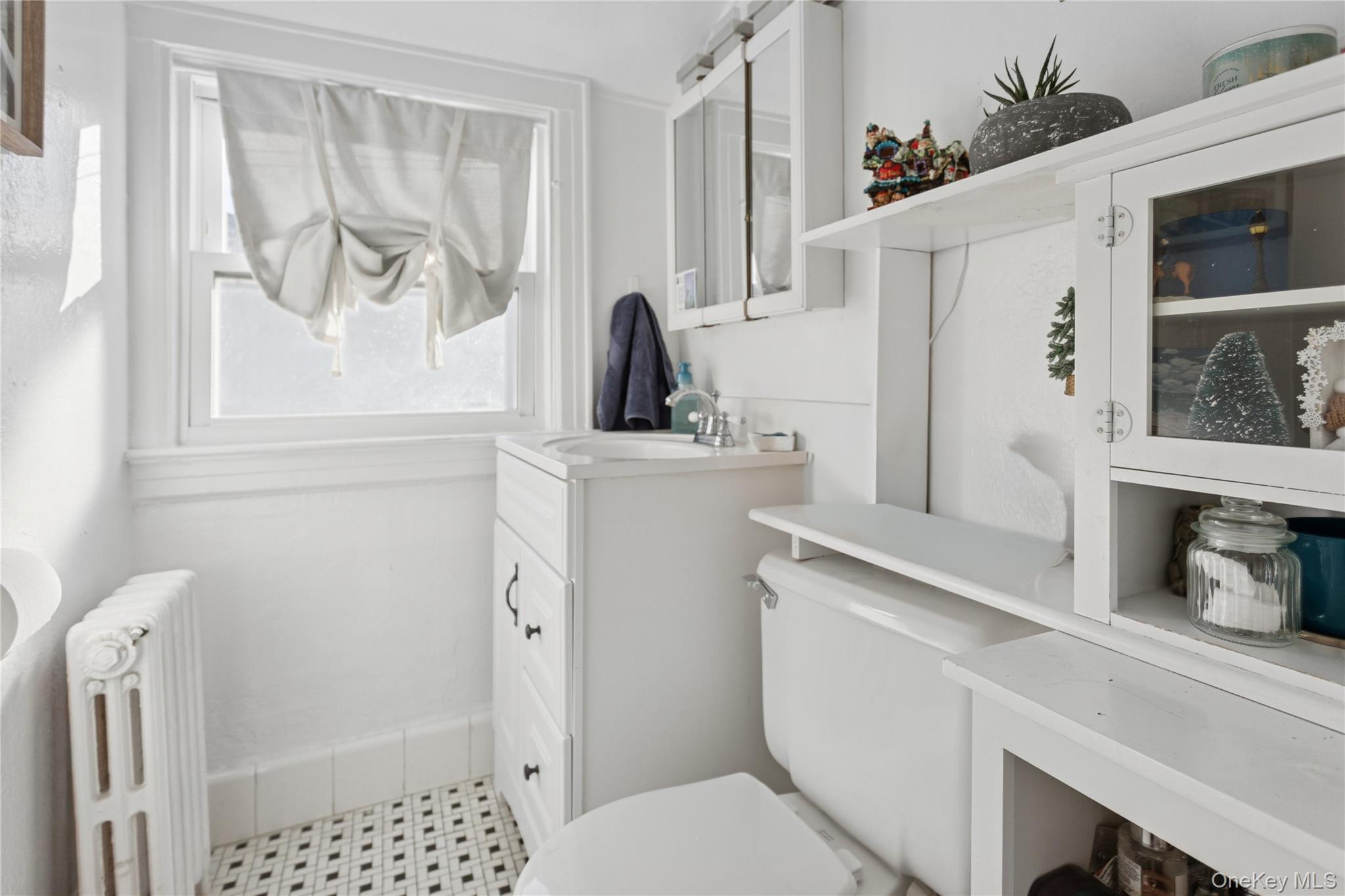 107 Pacific Boulevard, Long Beach, NY 11561