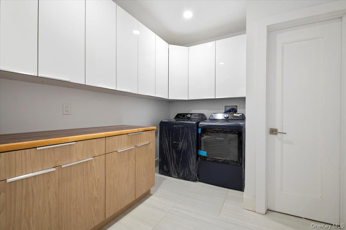 22 Franklin Avenue, Port Washington, NY 11050