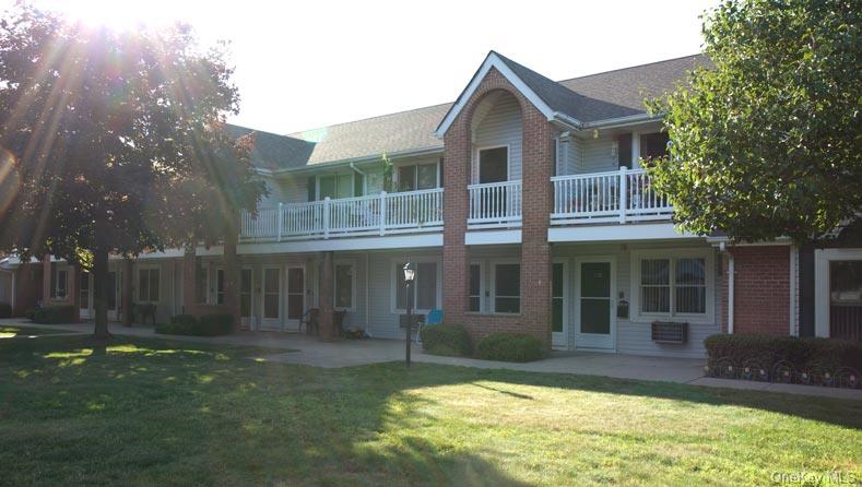 870 Little East Neck Road # A16, West Babylon, NY 11704