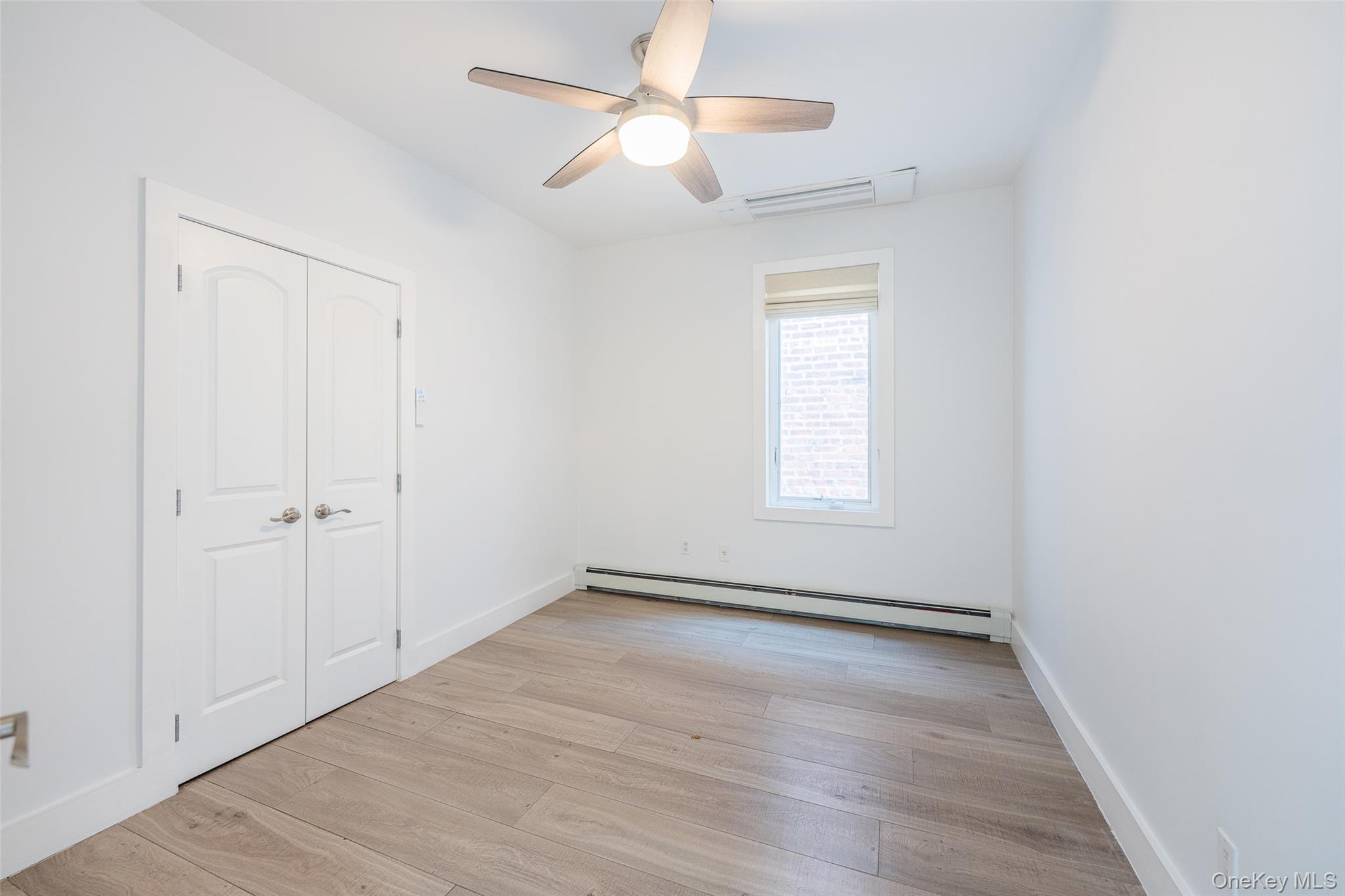 1822 Astoria Park S, Astoria, NY 11102