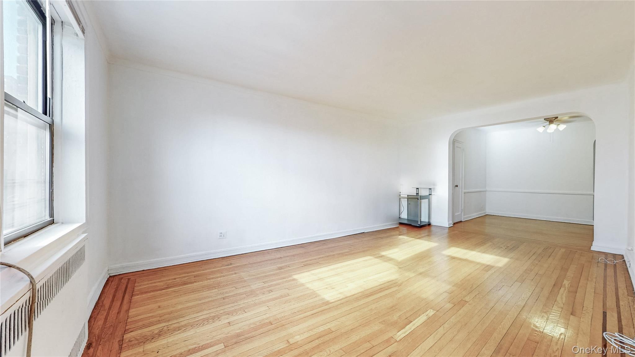 69-40 Yellowstone Boulevard # 407, Forest Hills, NY 11375