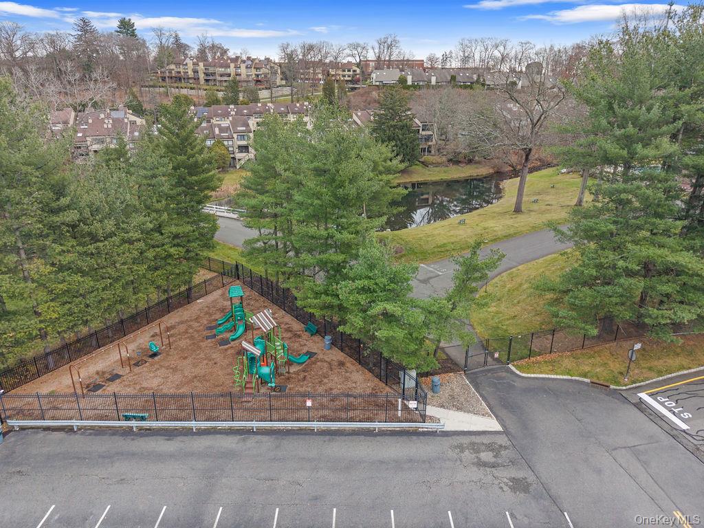 482 Iroquois Court, Suffern, NY 10901