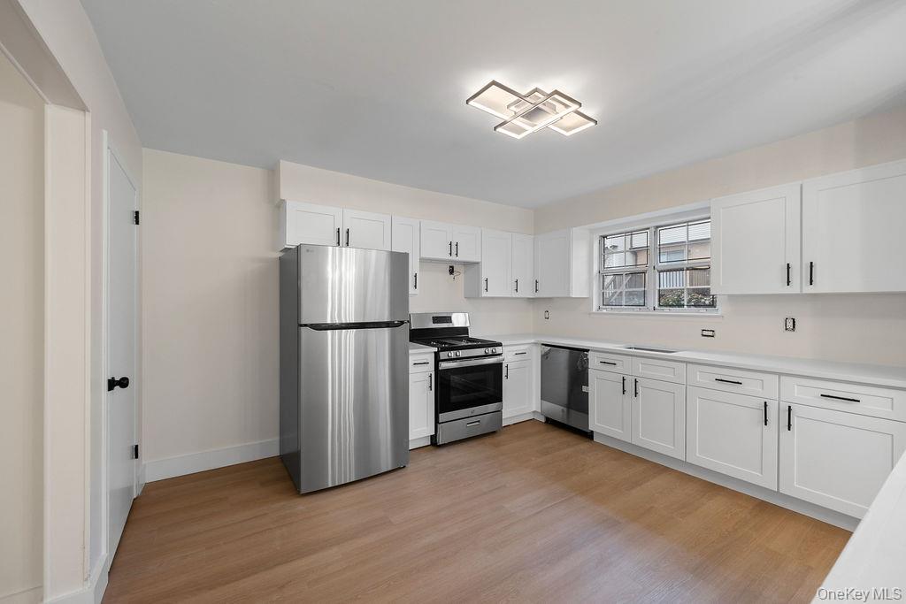 482 Iroquois Court, Suffern, NY 10901