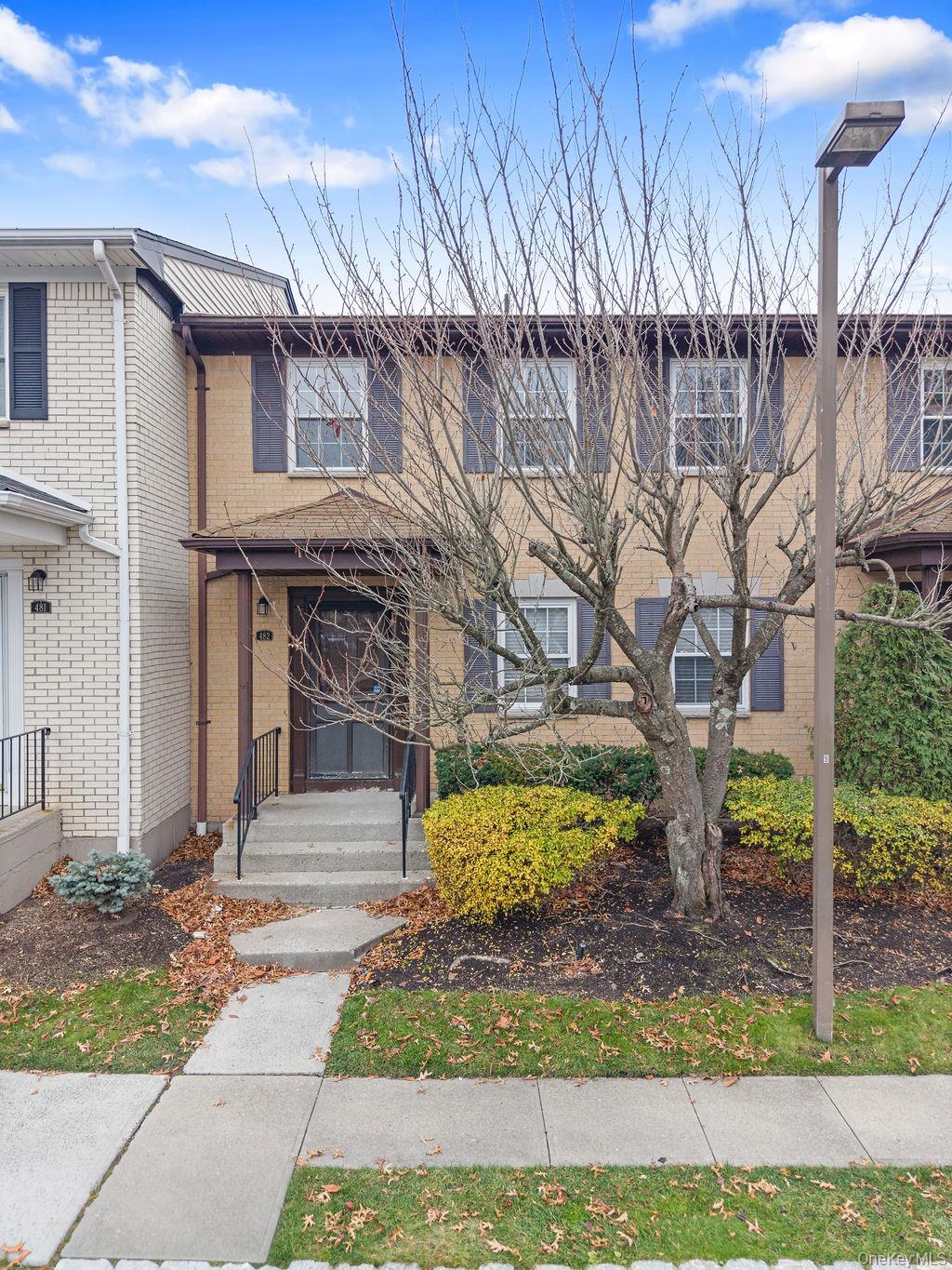 482 Iroquois Court, Suffern, NY 10901