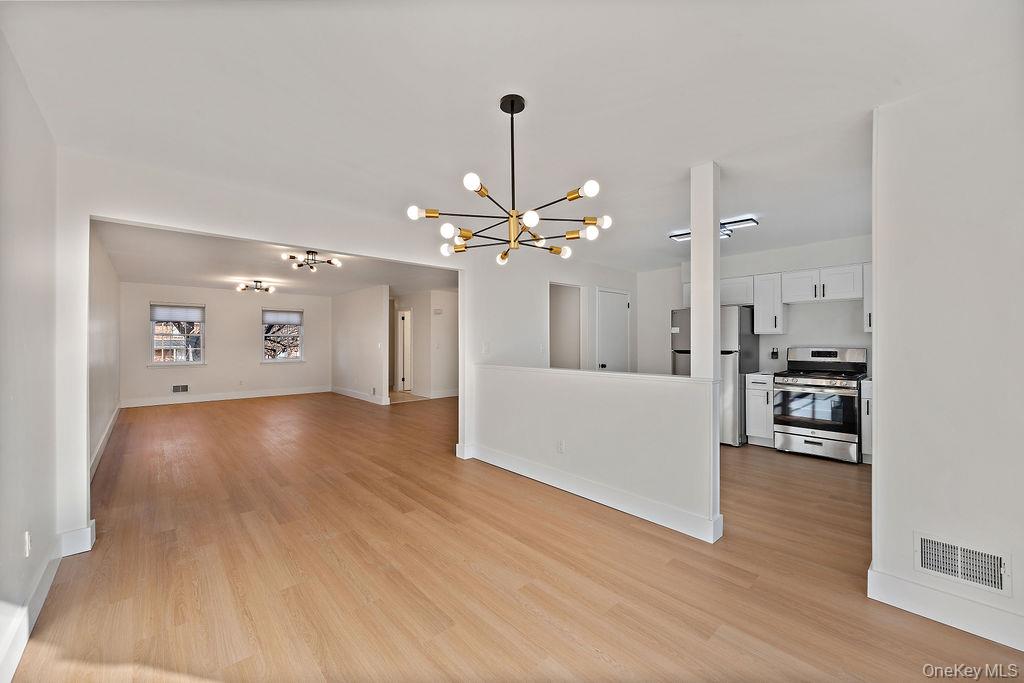 482 Iroquois Court, Suffern, NY 10901