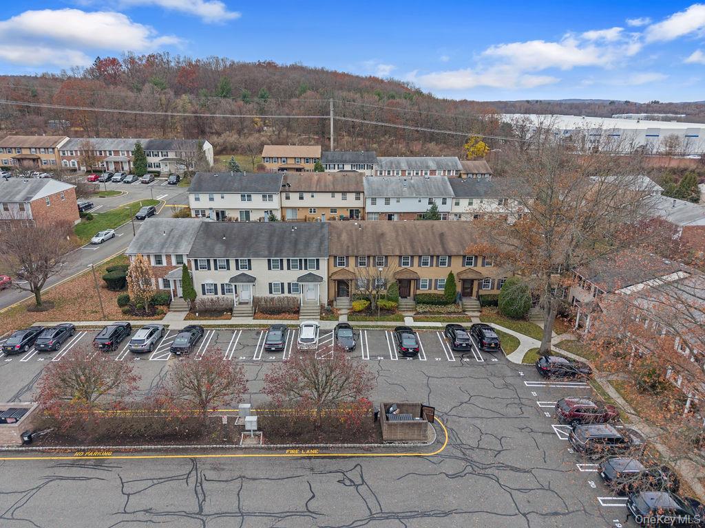 482 Iroquois Court, Suffern, NY 10901