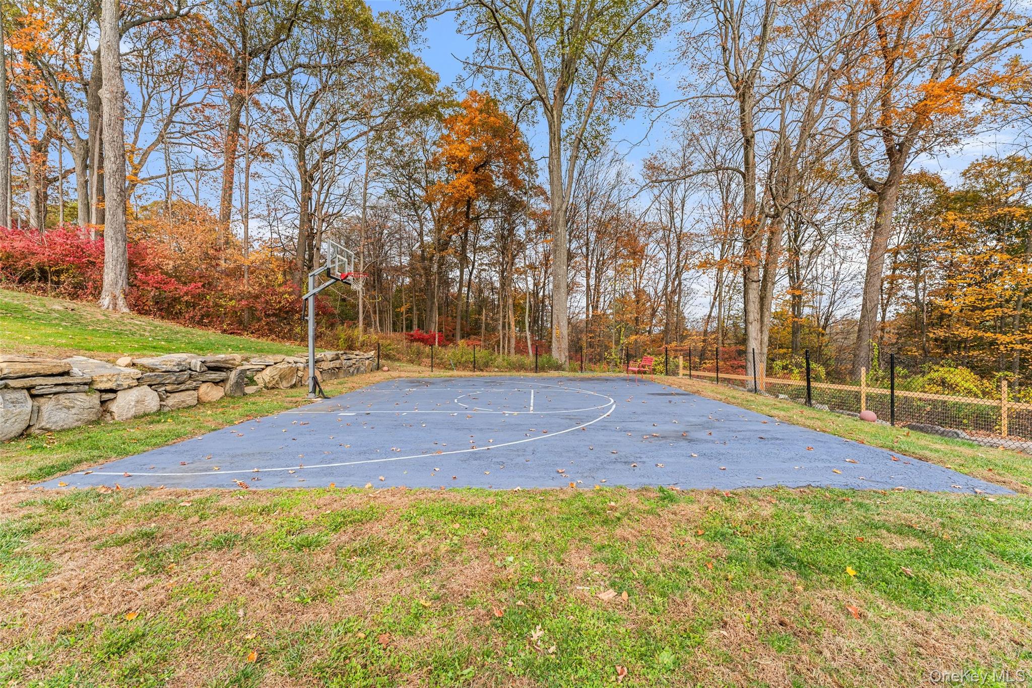 33 De Liso Lane, Mahopac, NY 10541