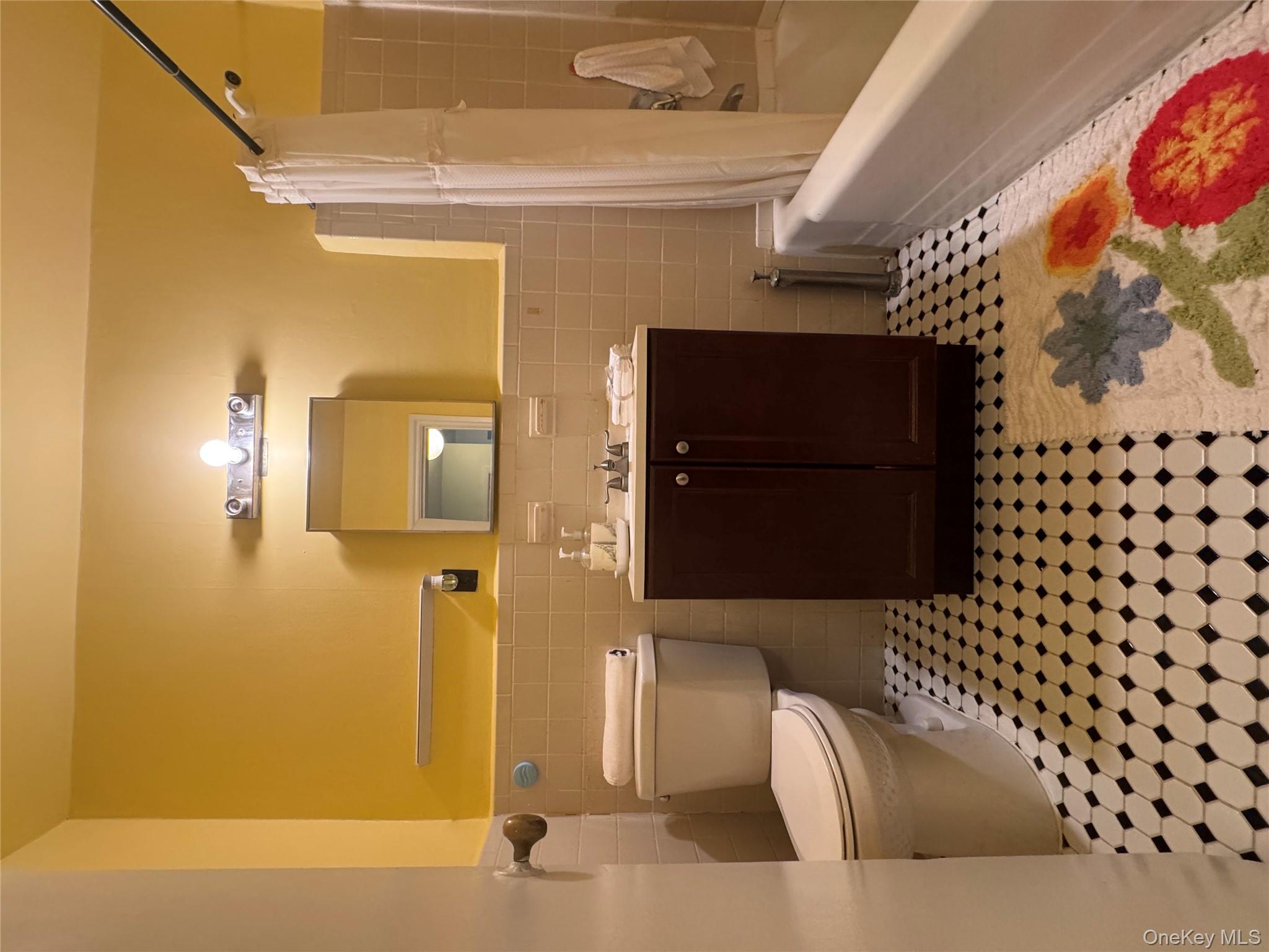 91 Tulip Avenue # C2, Floral Park, NY 11001