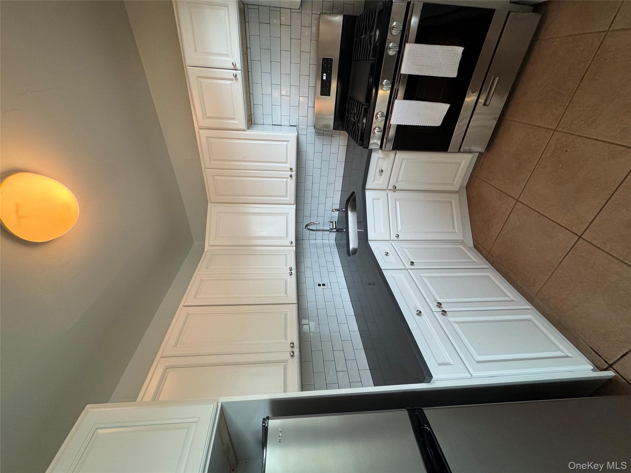 91 Tulip Avenue # C2, Floral Park, NY 11001