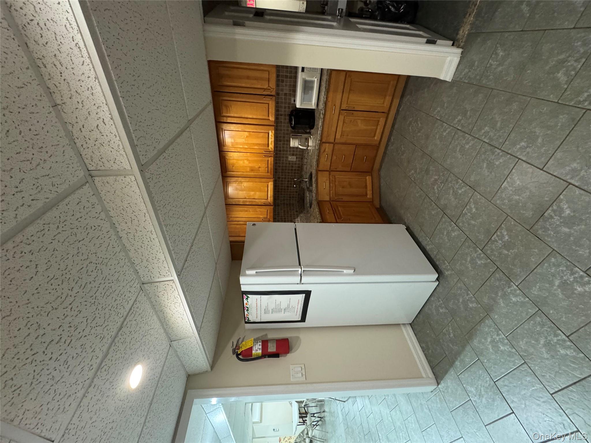 91 Tulip Avenue # C2, Floral Park, NY 11001