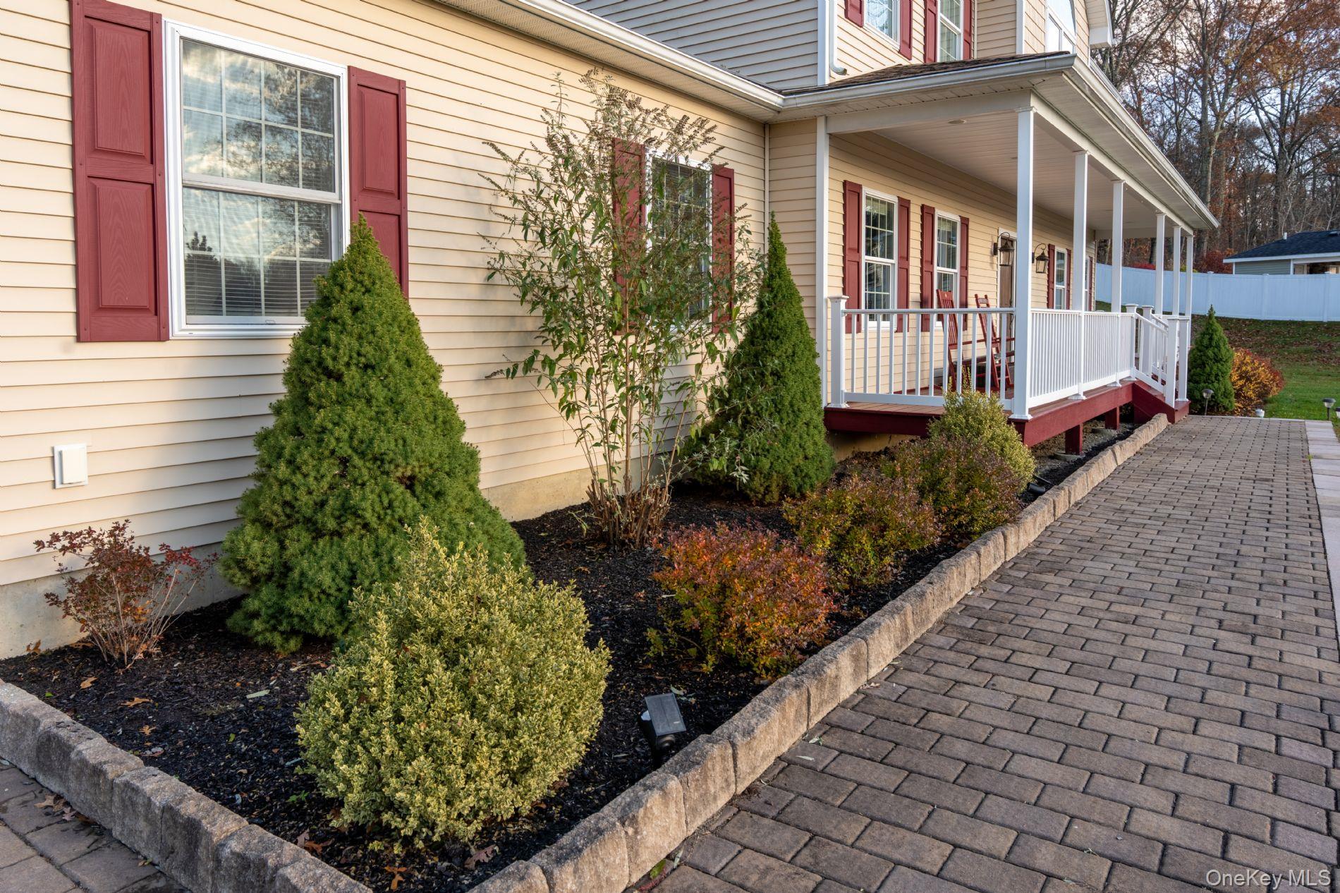 15 Max Way, Newburgh, NY 12550