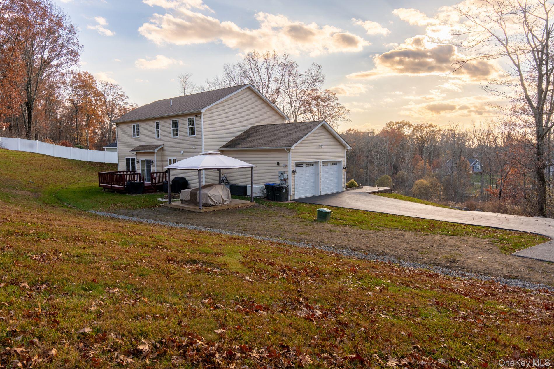 15 Max Way, Newburgh, NY 12550