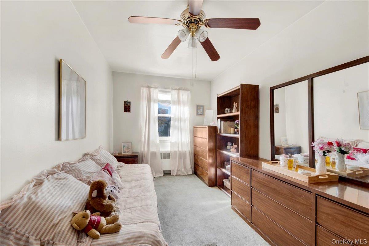 1235 Crosby Avenue, Bronx, NY 10461