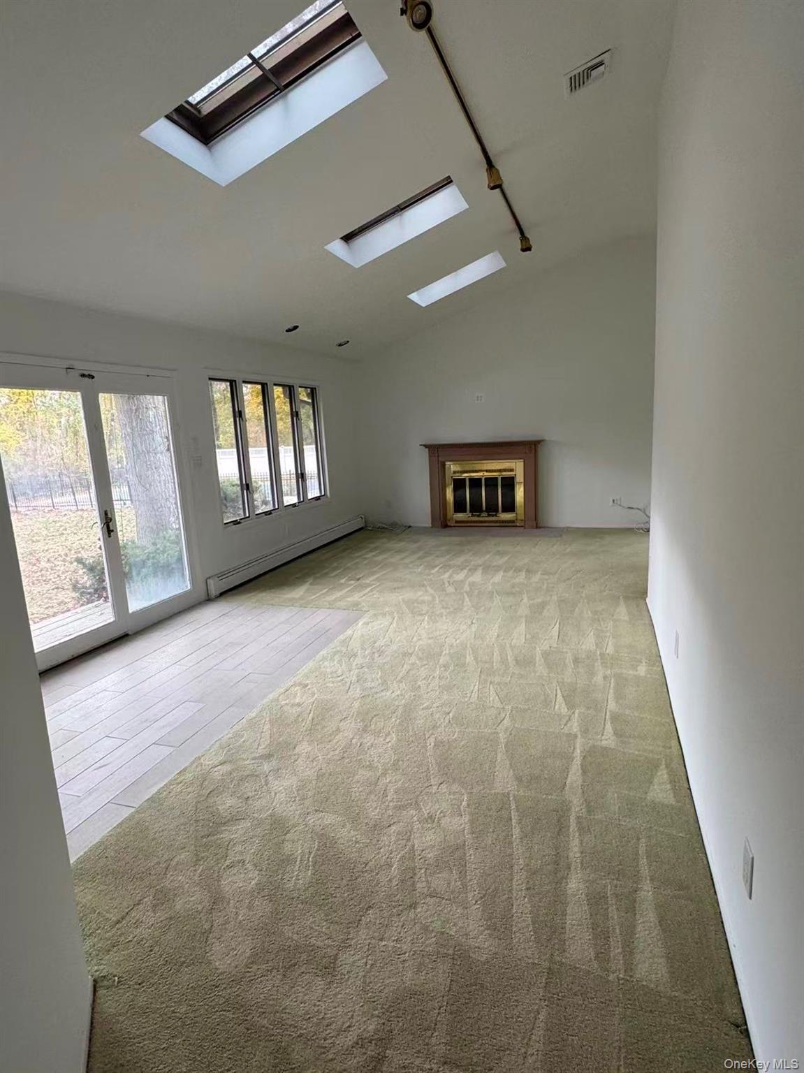 4 Norgate Road, Glen Head, NY 11545