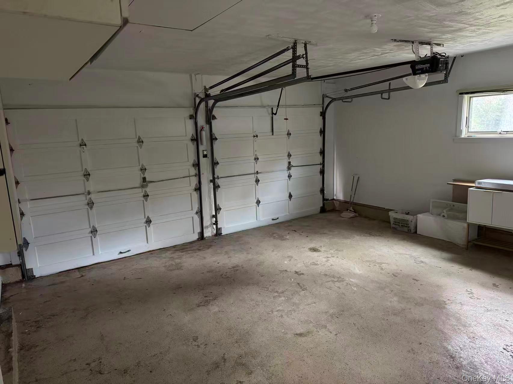 4 Norgate Road, Glen Head, NY 11545