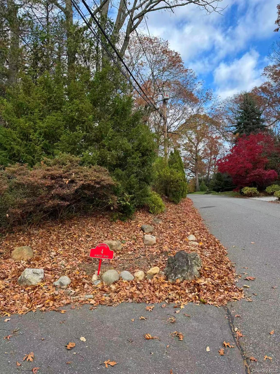 4 Norgate Road, Glen Head, NY 11545