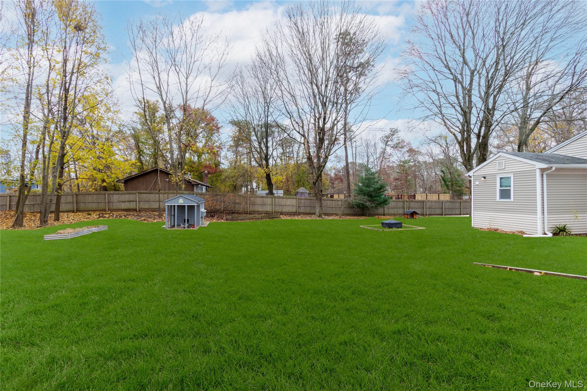 21 Wabil Road, Miller Place, NY 11764