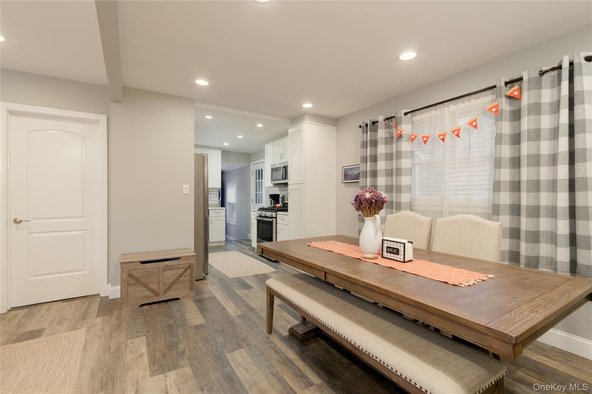 21 Wabil Road, Miller Place, NY 11764