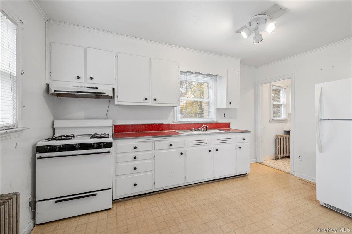 50 E 9th Street, Huntington Station, NY 11746