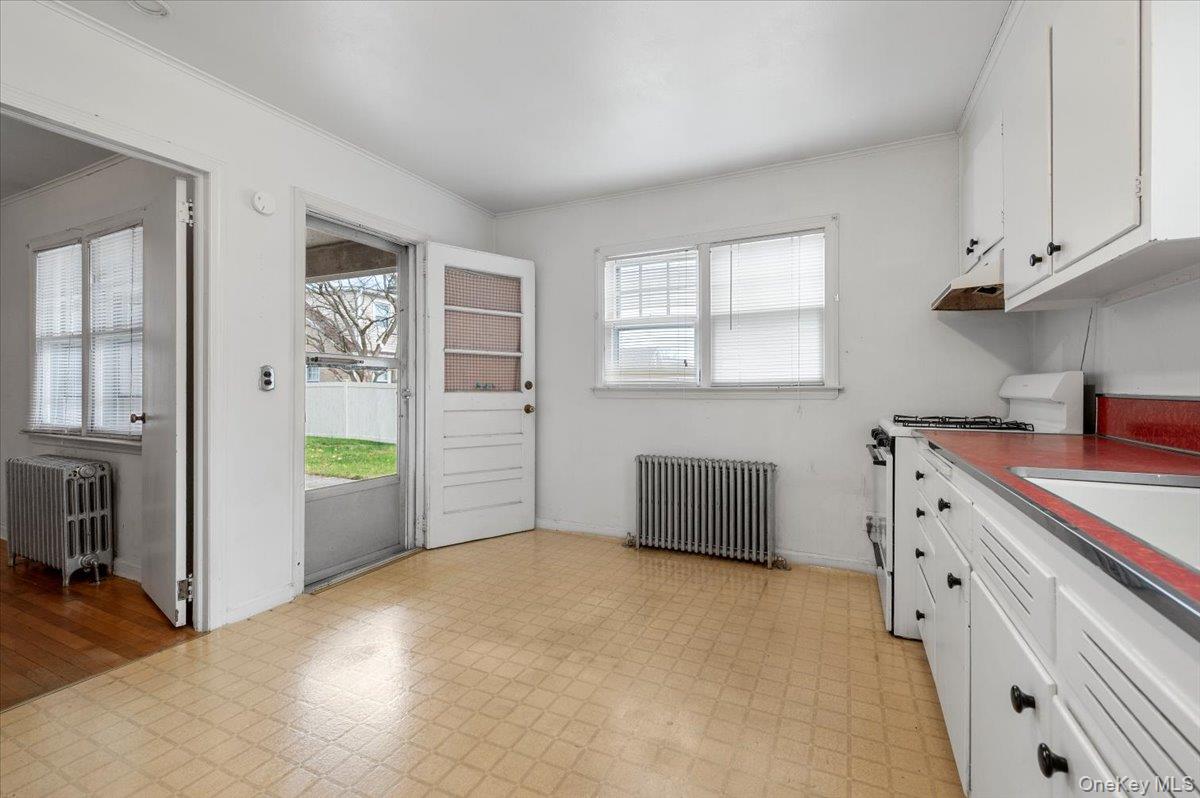 50 E 9th Street, Huntington Station, NY 11746