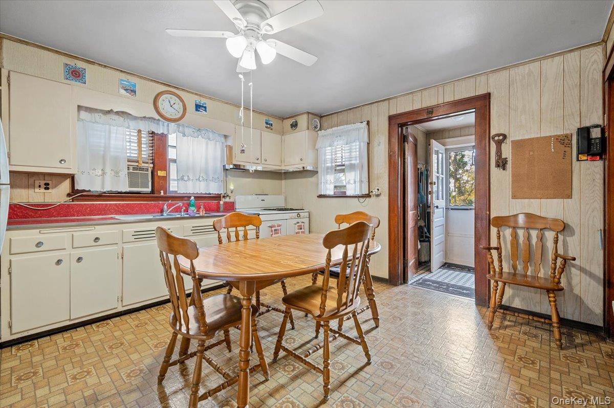 50 E 9th Street, Huntington Station, NY 11746