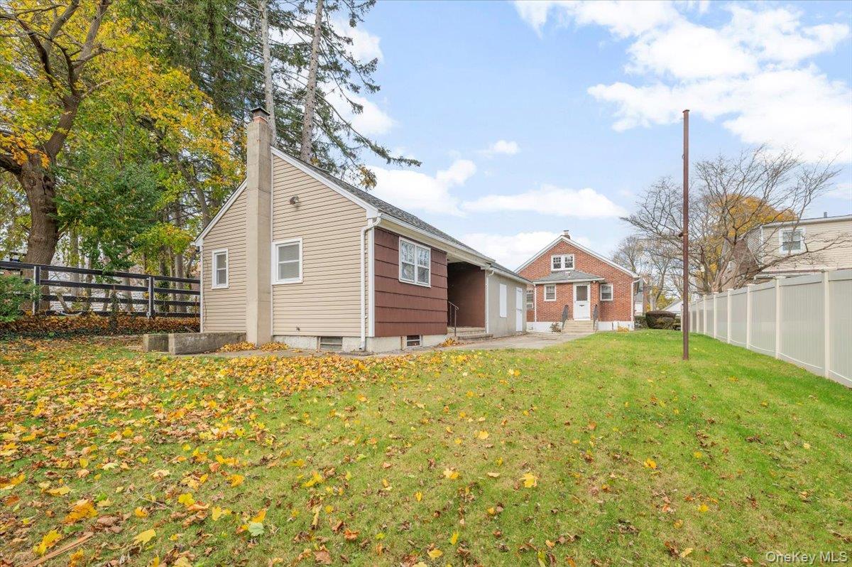 50 E 9th Street, Huntington Station, NY 11746