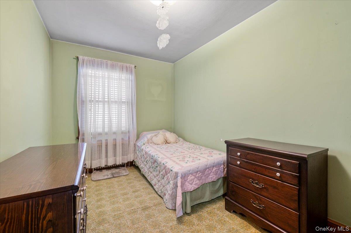 50 E 9th Street, Huntington Station, NY 11746