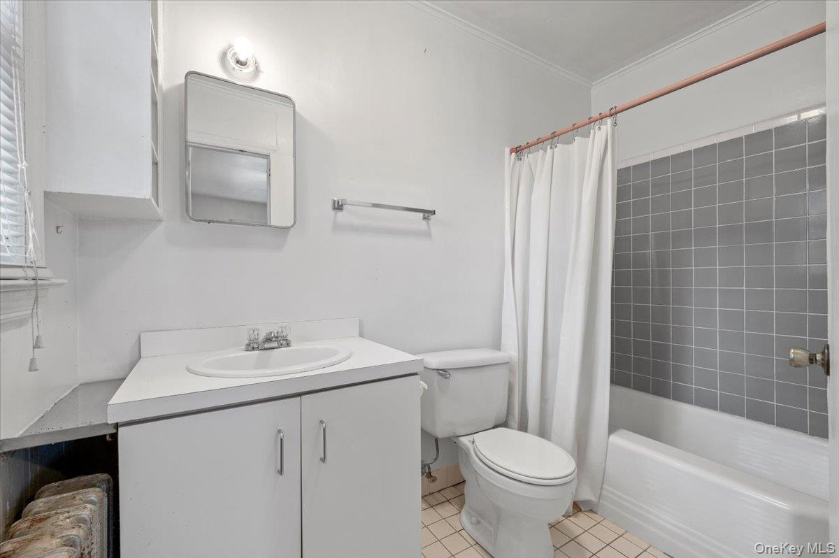 50 E 9th Street, Huntington Station, NY 11746