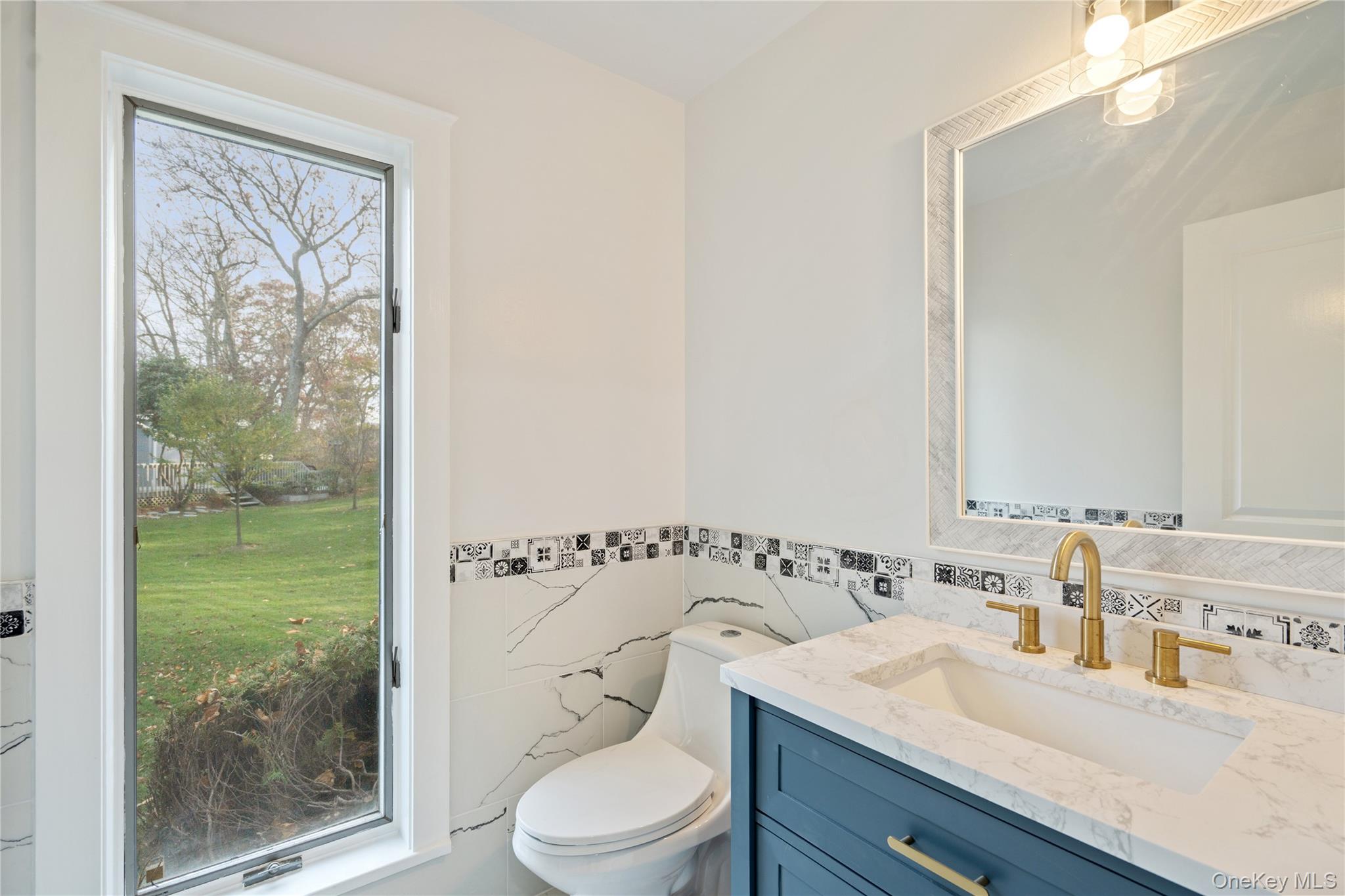 2 Heiko Court, Northport, NY 11768