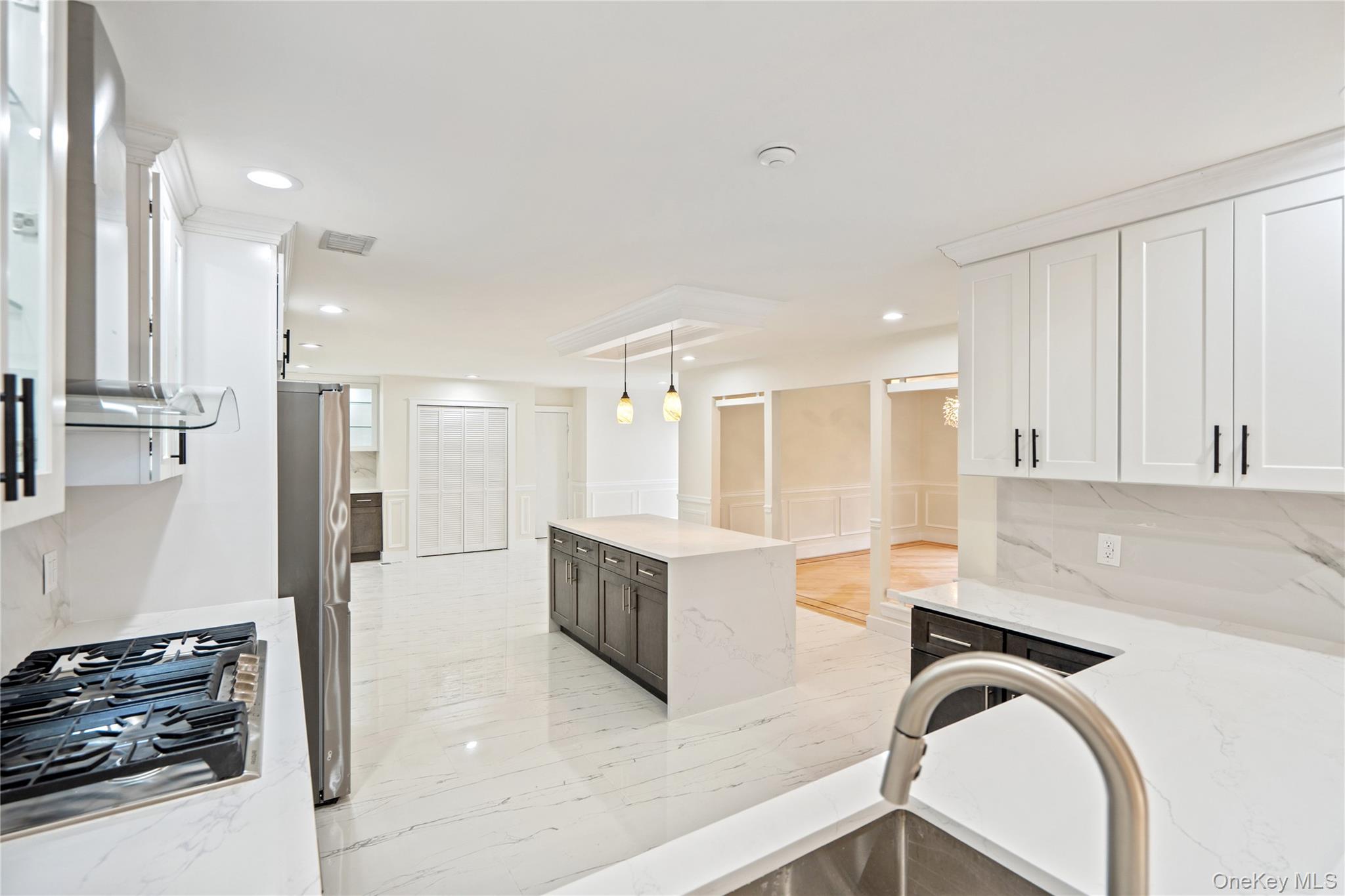 2 Heiko Court, Northport, NY 11768