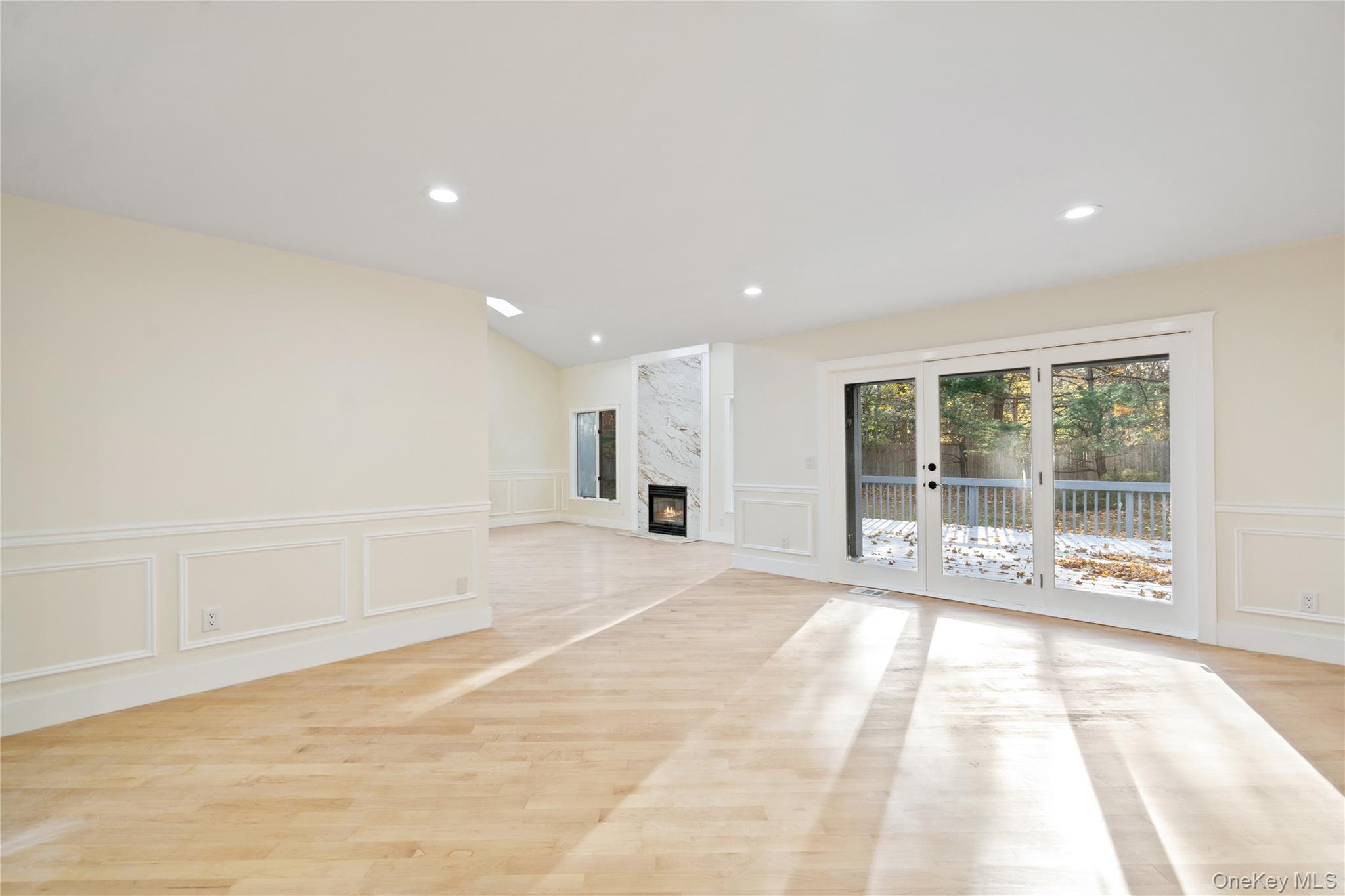 2 Heiko Court, Northport, NY 11768