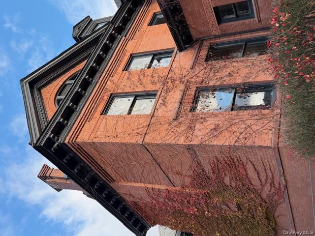 420 Warren, Hudson, NY 12534