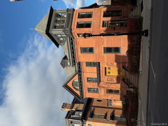 420 Warren, Hudson, NY 12534