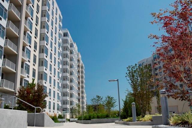 40-26 College Point Boulevard # PH2D, Flushing, NY 11354
