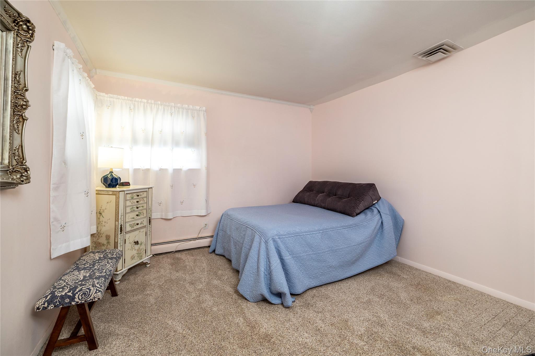 68 Lincoln Avenue, Island Park, NY 11558